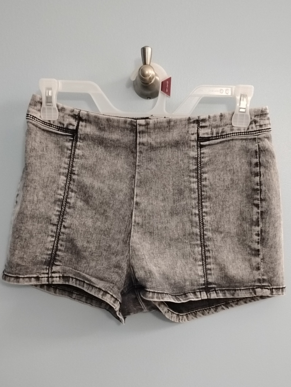 Bullhead Grey Acid Wash High-Rise Denim Shorts Size 7